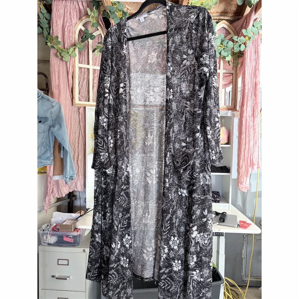 LuLaRoe Black and White Floral Kimono